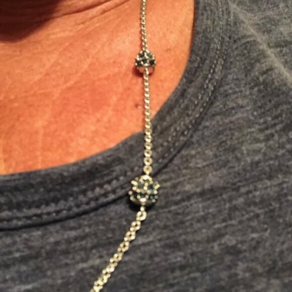 NOLAN MILLER Vintage Blue Crystal Silver Chain Necklace - Picture 12 of 16